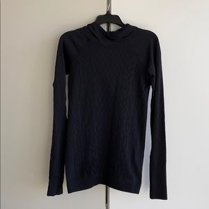 Lululemon black long sleeve top with hood